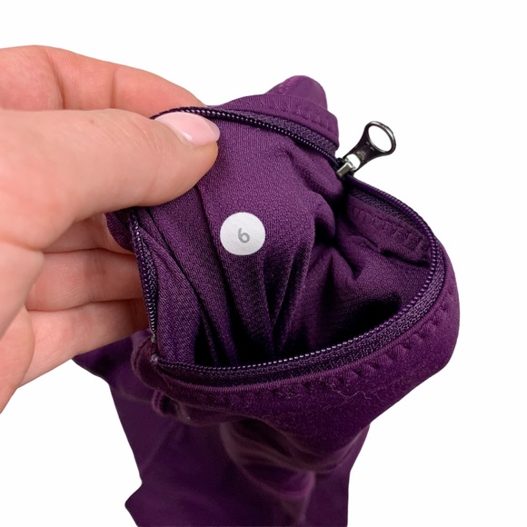 EUC Lululemon Tech Tights (6) - Picture 7 of 8